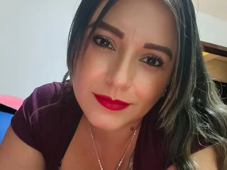 Isabellaa83 profile