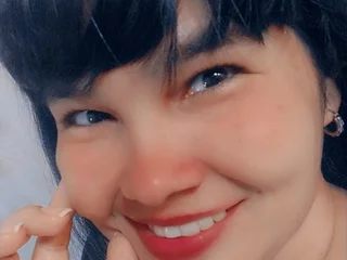 Petitealicia profile
